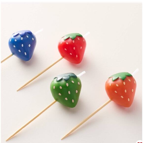 Kate Spade Hostess Set | Bundled Party Invites, Candles, Matches & Snack Cups - Picture 8 of 8